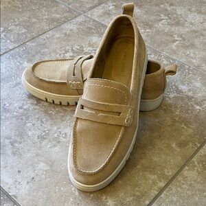 Anne Klein suede leather loafers size 9 tan